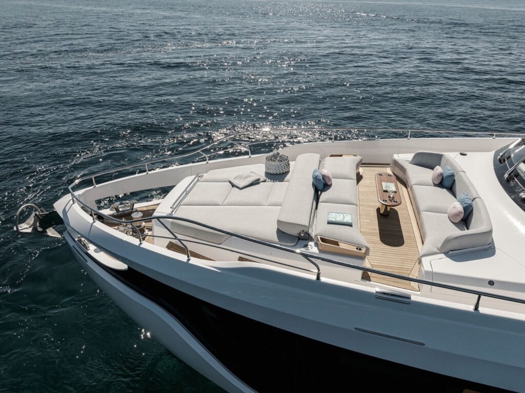 Azimut Grande 26M