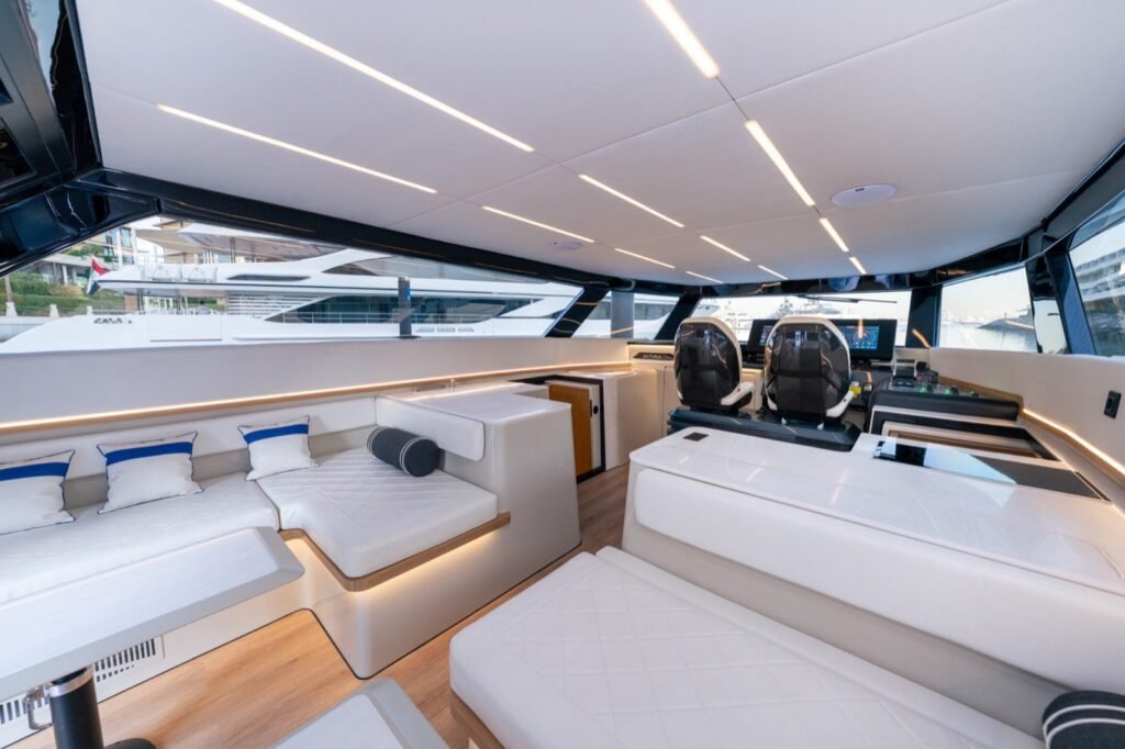 Saloon to Cockpit