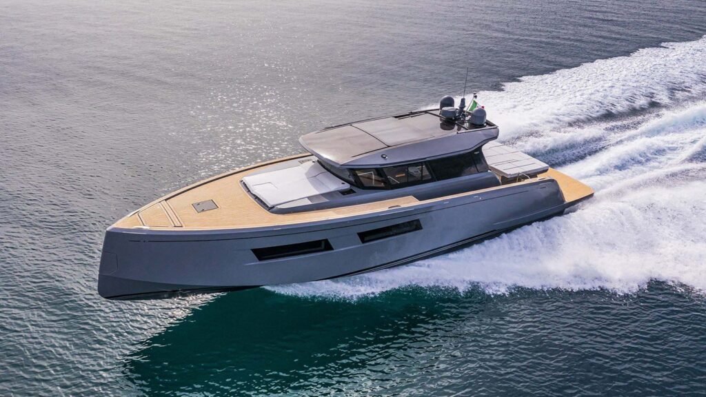 Pardo GT52