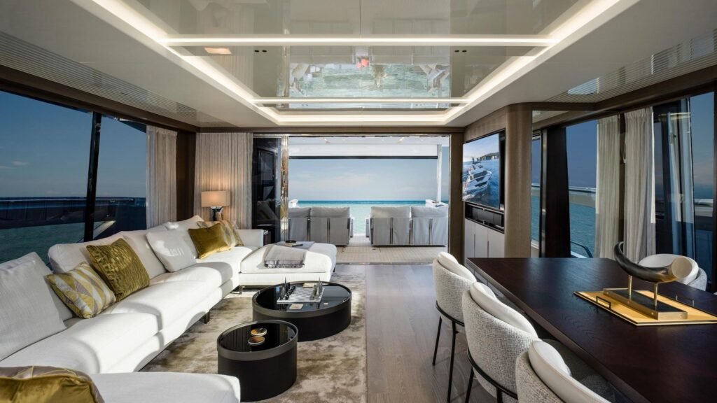 Saloon to Sea